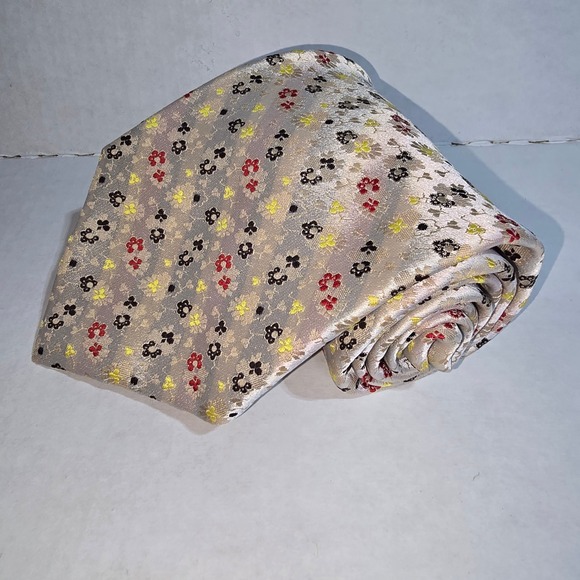 VINTAGE Via Veneto Cream with black/red/yellow flowers Polyester Men's Tie - Picture 1 of 6